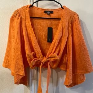 Lulu’s tied front top